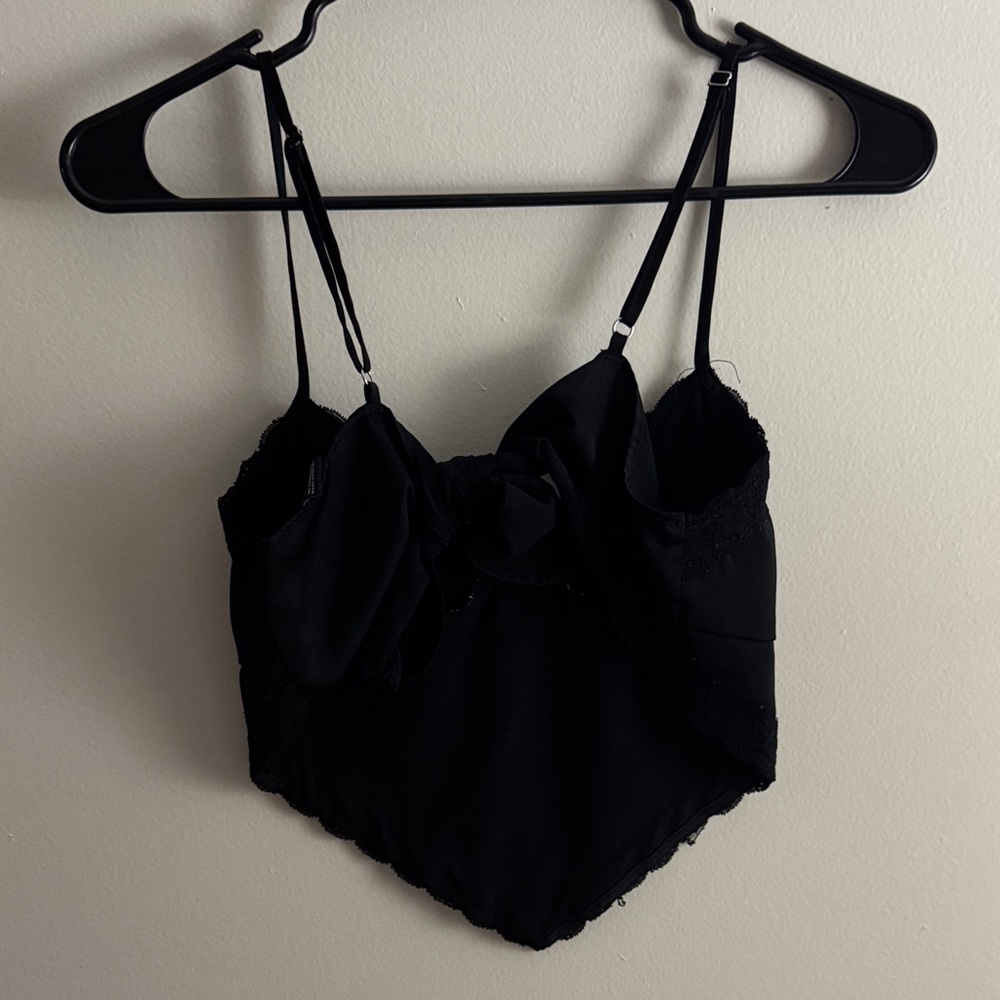 Forever 21 Black Lace Trim Cami Top - Picture 2 of 3